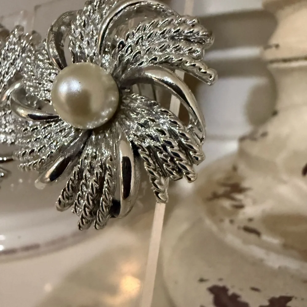 Sarah Coventry Silver and Pearl Pinwheel Vintage Earrings